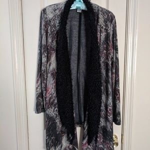 Long buttonless "cardigan"